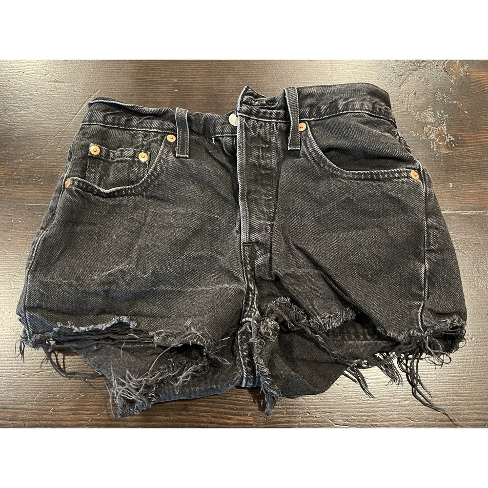 Levis 501 Cut Off Shorts Womens 26 Black Denim Frayed Beach Streetwear Casual - Picture 2 of 16